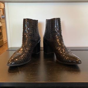 Steve Madden Black Crocodile Heeled Boots
